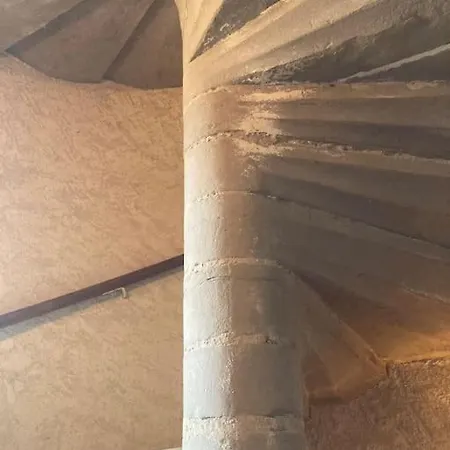 Homestay Monastere Tullins